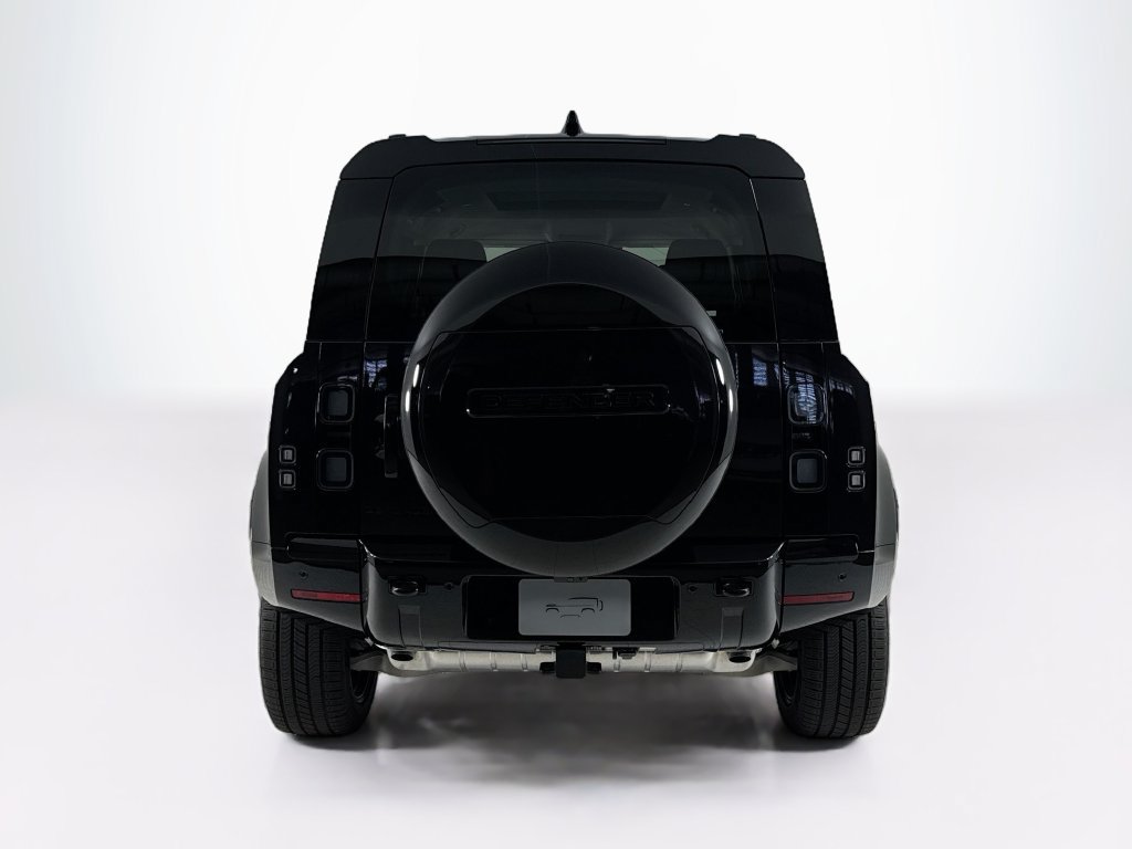 New 2026 Land Rover Defender 110 X-Dynamic SE AWD/4WD image 4