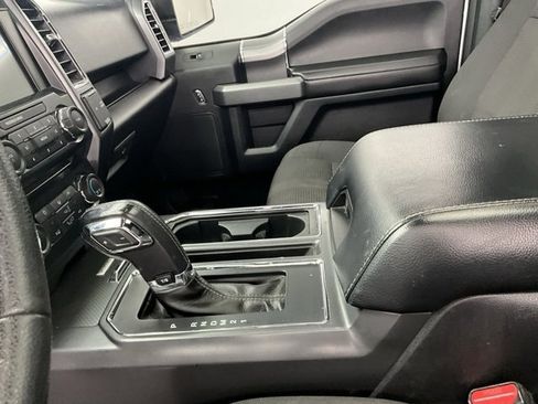 Used 2016 Ford F150 XLT w/ Equipment Group 302A Luxury image 18