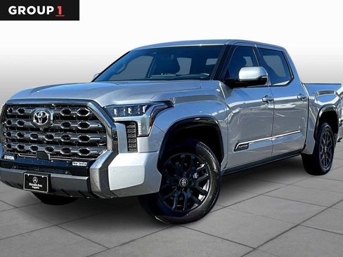 Used 2025 Toyota Tundra Platinum image 1