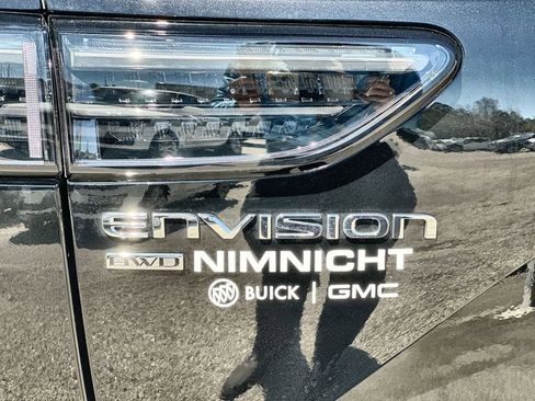 Used 2025 Buick Envision Avenir image 31