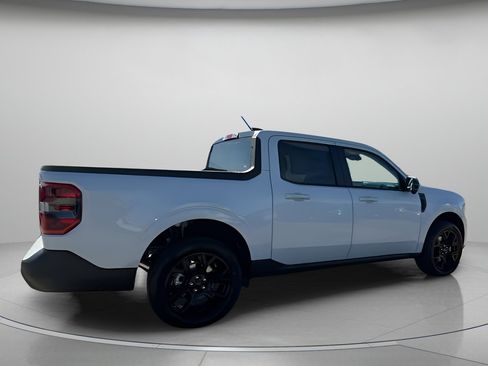 New 2026 Ford Maverick Lariat w/ Black Appearance Package image 33