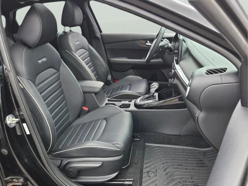 Used 2024 Kia Forte GT-Line w/ GT-Line Premium Package FWD image 15
