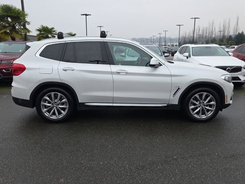 Used 2019 BMW X3 xDrive30i w/ Driving Assistance Package image 9