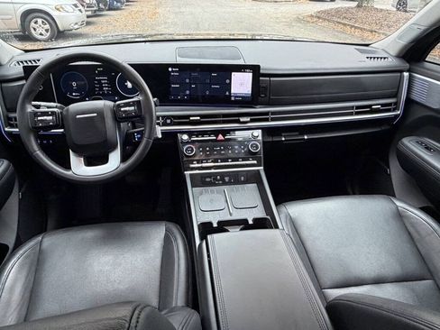 Used 2024 Hyundai Santa Fe Limited image 12