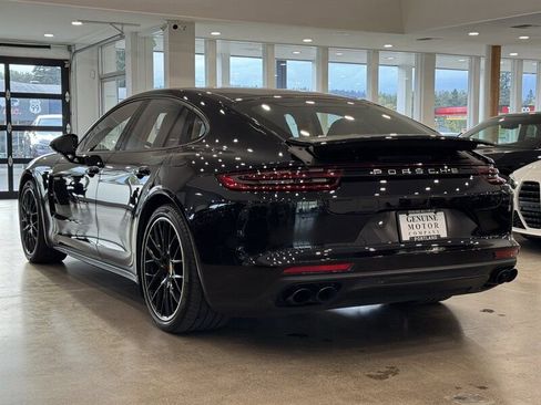 Used 2020 Porsche Panamera 4 image 4