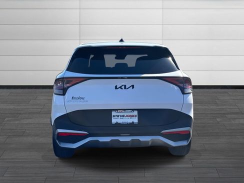 Used 2023 Kia Sportage EX image 5