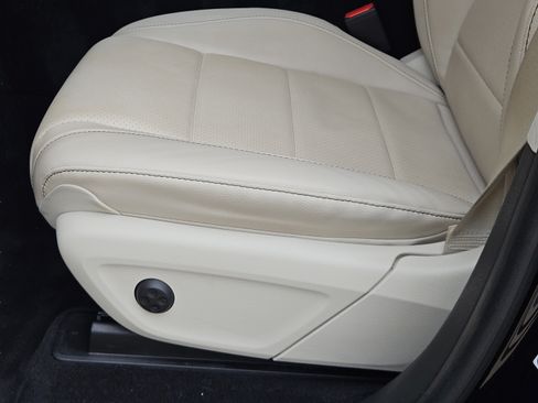 Used 2022 Mercedes-Benz GLE 350 image 22