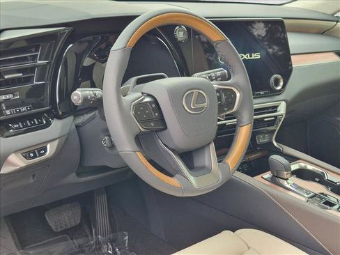 Certified 2026 Lexus RX 350 FWD image 10