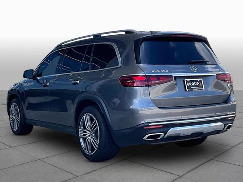 Used 2024 Mercedes-Benz GLS 450 4MATIC image 12