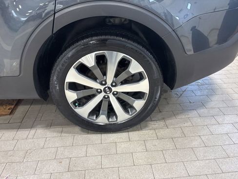 Used 2021 Kia Telluride S image 21