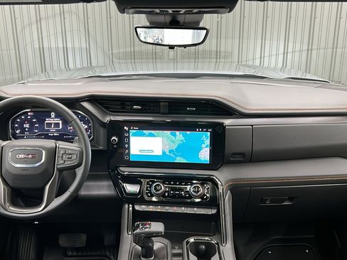 Used 2024 GMC Sierra 1500 AT4 w/ Technology Package image 37