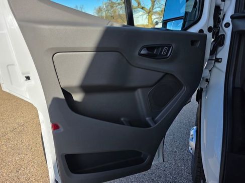 New 2026 Ford Transit 350 148 Medium Roof RWD image 4
