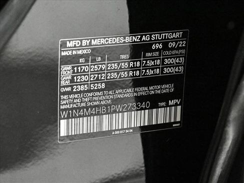 Used 2023 Mercedes-Benz GLB 250 4MATIC image 27