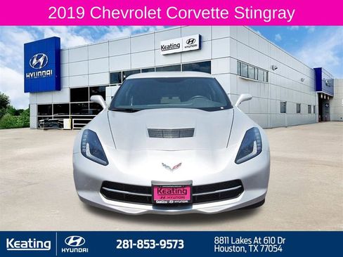 Used 2019 Chevrolet Corvette Stingray Coupe w/ 1LT RWD image 2