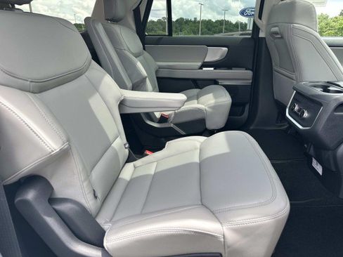 New 2026 Ford Expedition Max Active RWD image 15