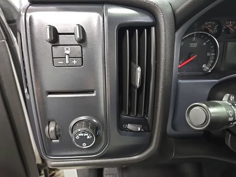 Used 2019 GMC Sierra 2500 4x4 Crew Cab w/ Sierra Convenience Package image 14