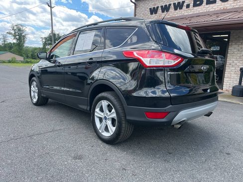 Used 2014 Ford Escape SE w/ Equipment Group 201A AWD/4WD image 8