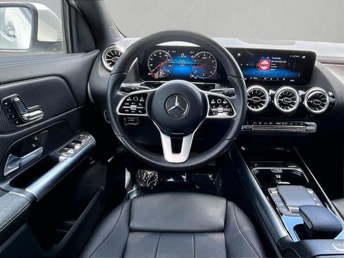 Used 2023 Mercedes-Benz GLA 250 image 7