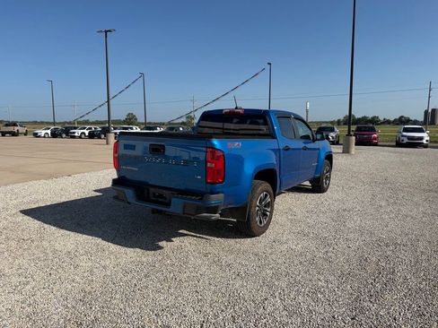 Used 2021 Chevrolet Colorado Z71 AWD/4WD image 3