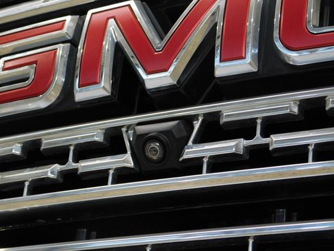 Used 2022 GMC Sierra 3500 Denali w/ Technology Package image 17