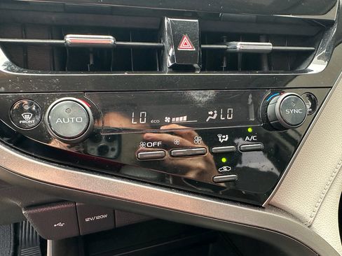 Used 2023 Toyota Camry LE image 19