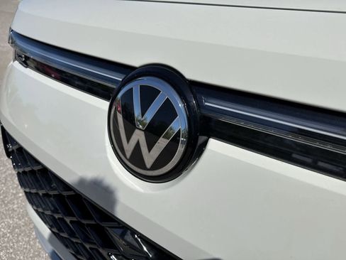 New 2026 Volkswagen Tiguan SEL R-Line AWD/4WD image 10