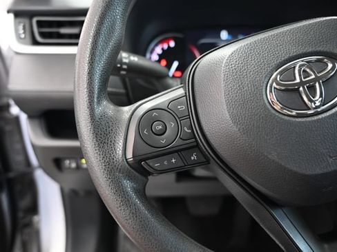 Used 2024 Toyota RAV4 LE AWD/4WD image 22