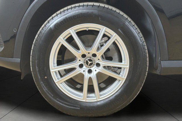 Used 2023 Mercedes-Benz GLC 300 4MATIC image 25