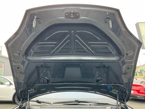 Used 2019 Tesla Model S Standard Range AWD/4WD image 13