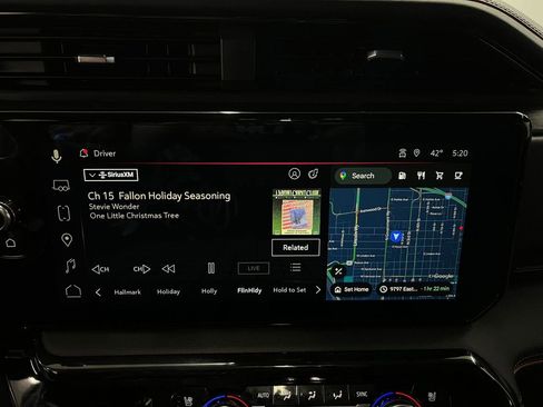 Used 2025 GMC Sierra 3500 AT4 w/ AT4 Premium Plus Package image 22