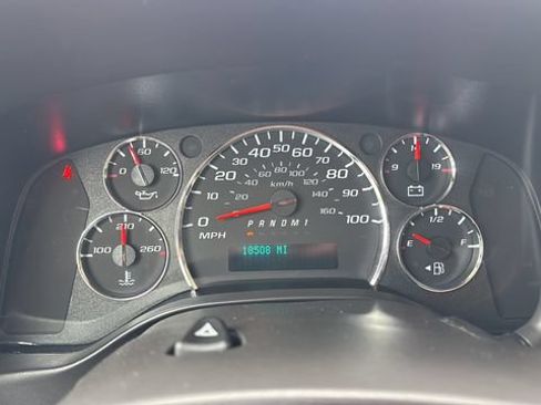 Used 2024 GMC Savana 2500 w/ Driver Convenience Package RWD image 14