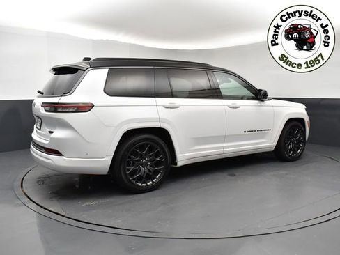 New 2026 Jeep Grand Cherokee L Summit image 6