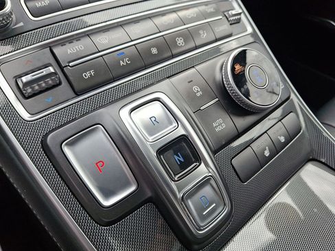 Certified 2022 Hyundai Santa Fe SEL w/ Convenience + Premium Package image 18