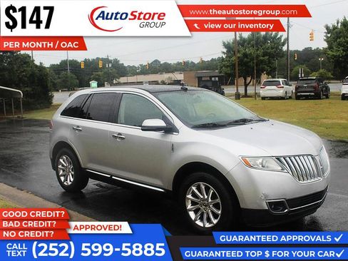 Used 2013 Lincoln MKX AWD image 4