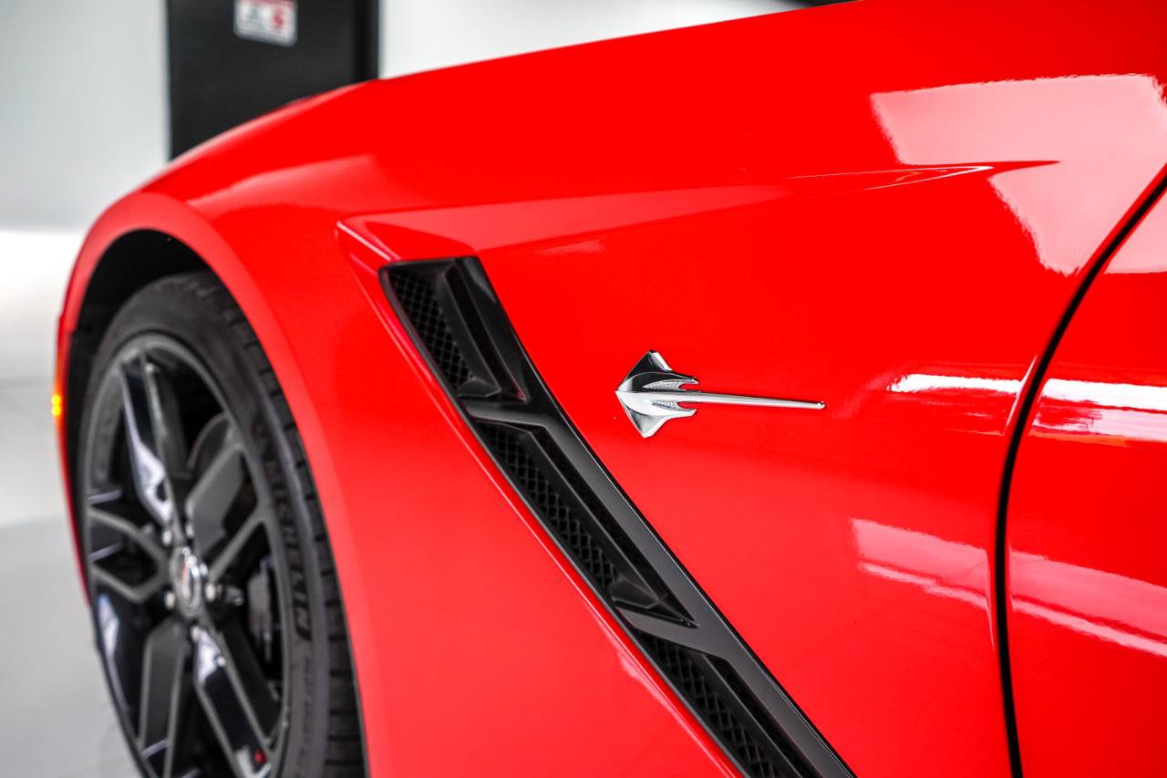 Used 2016 Chevrolet Corvette Stingray Coupe w/ 3LT Preferred Equipment Group RWD image 8
