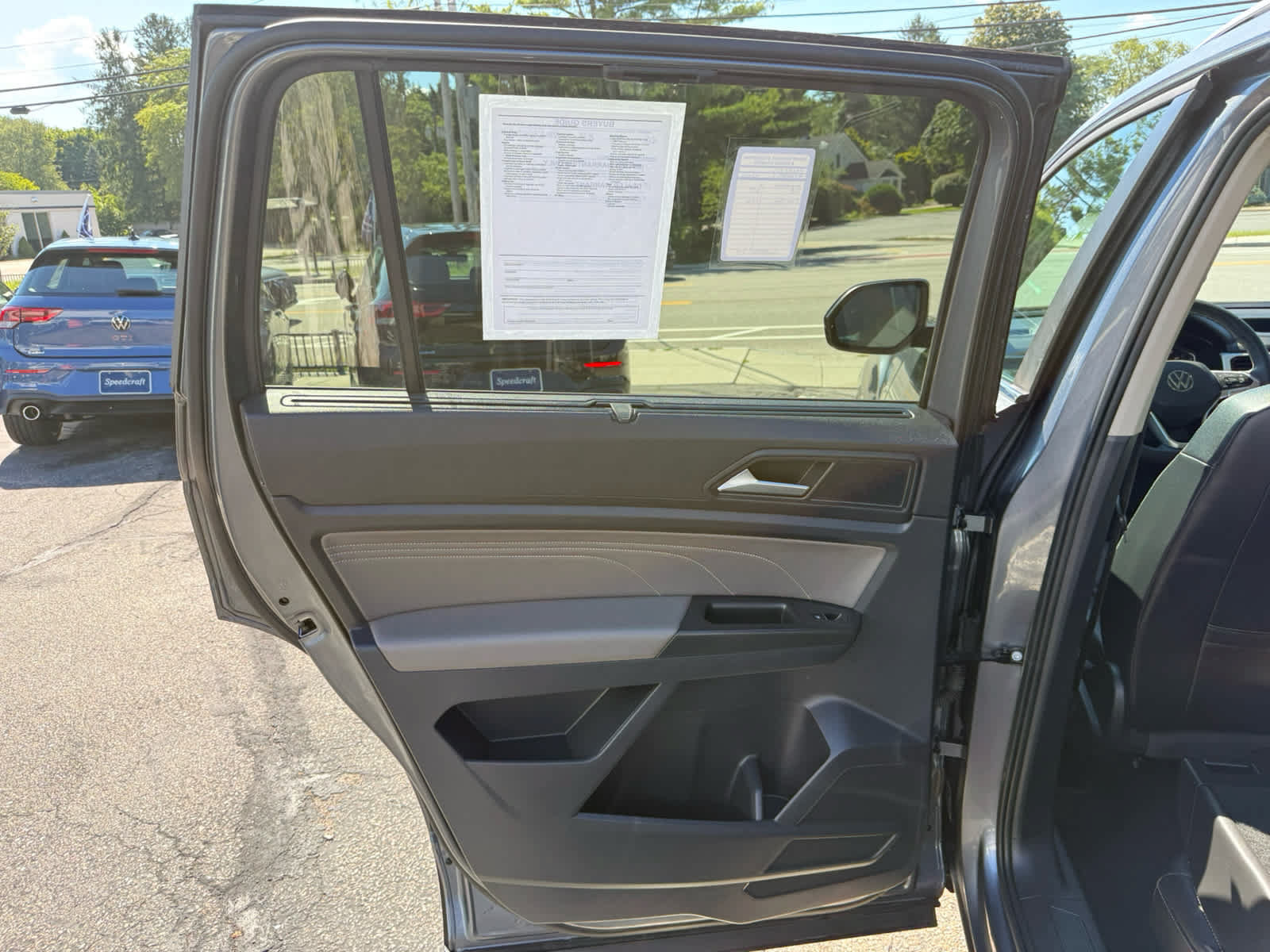 Used 2022 Volkswagen Atlas SEL AWD/4WD image 17