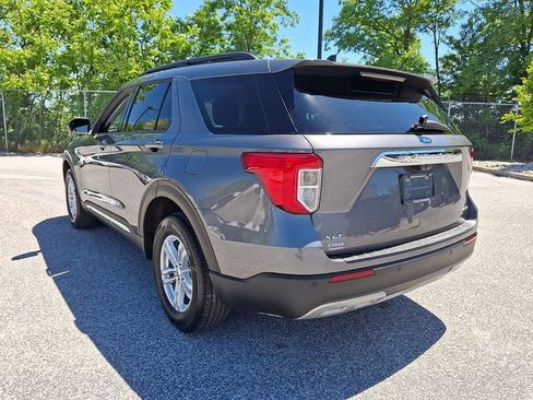 Used 2023 Ford Explorer XLT w/ Equipment Group 202A AWD/4WD image 8