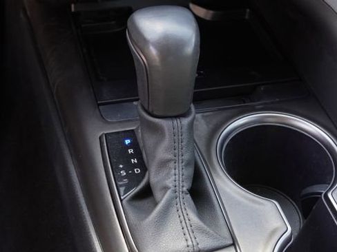 Used 2024 Toyota Camry XSE FWD image 25