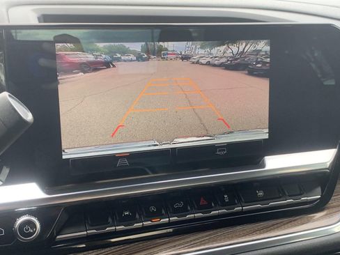 Used 2023 GMC Sierra 1500 Elevation image 26