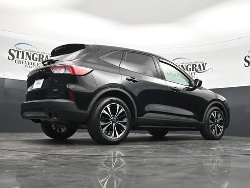 Used 2022 Ford Escape SE w/ SE Sport Appearance Package FWD image 35