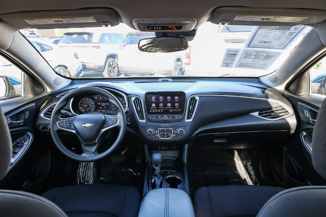 Used 2024 Chevrolet Malibu LT FWD image 13
