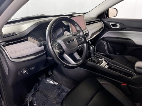 Used 2022 Jeep Compass Latitude AWD/4WD image 9