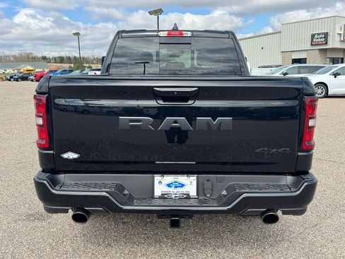 New 2026 RAM 1500 Express AWD/4WD image 3