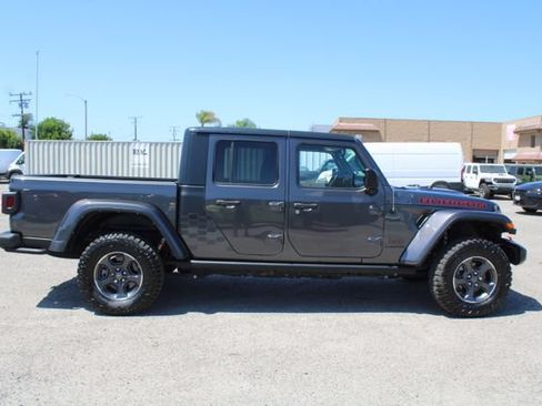 Used 2022 Jeep Gladiator Rubicon AWD/4WD image 3