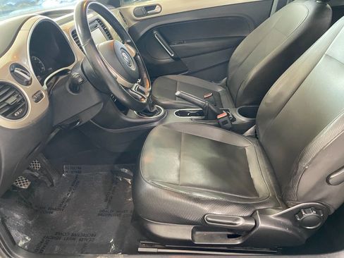 Used 2012 Volkswagen Beetle 2.5 image 15