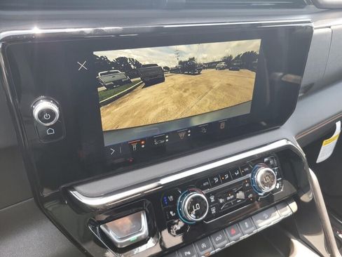 New 2026 GMC Sierra 1500 AT4 w/ AT4 Premium Package AWD/4WD image 23