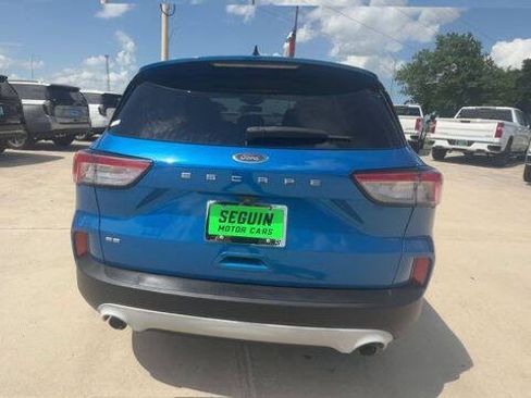 Used 2021 Ford Escape SE FWD image 7