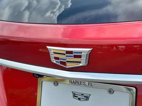 Certified 2022 Cadillac XT5 Premium Luxury w/ LPO, Premium Carpet Package FWD image 29