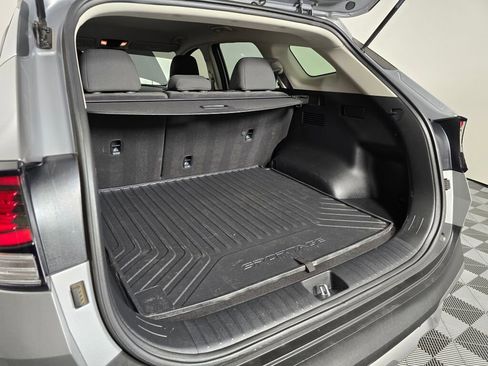 Used 2023 Kia Sportage LX image 14