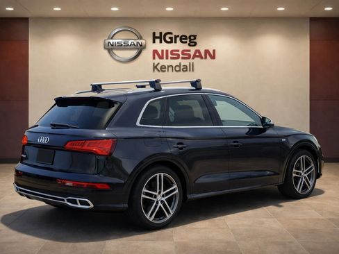 Used 2018 Audi SQ5 Premium Plus w/ S Sport Package AWD/4WD image 4